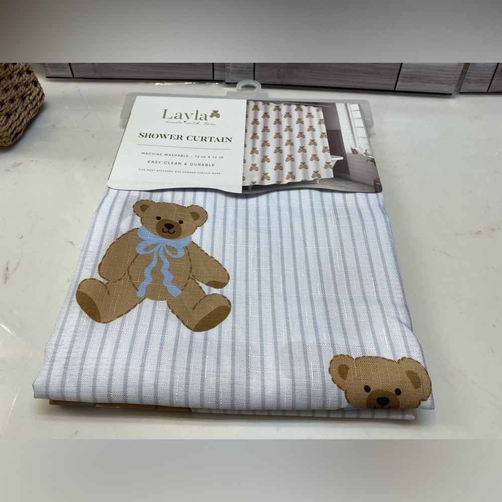 Layla 🧸 Teddy Bear Shower Curtain 72x72”Easy clean & Durable New